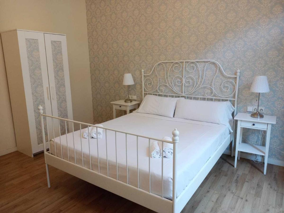 Lumine Luxury Suites By Gaiarooms Barcelona Exteriör bild