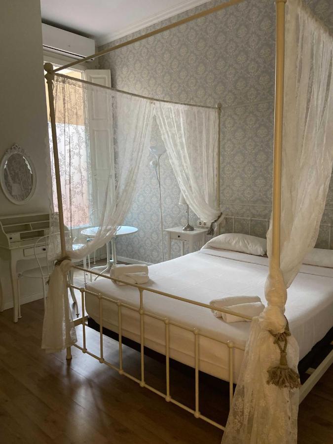 Lumine Luxury Suites By Gaiarooms Barcelona Exteriör bild