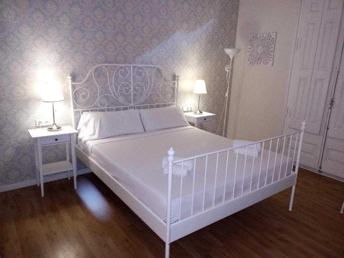 Lumine Luxury Suites By Gaiarooms Barcelona Exteriör bild