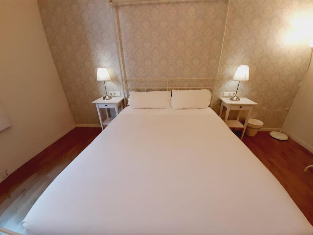 Lumine Luxury Suites By Gaiarooms Barcelona Exteriör bild