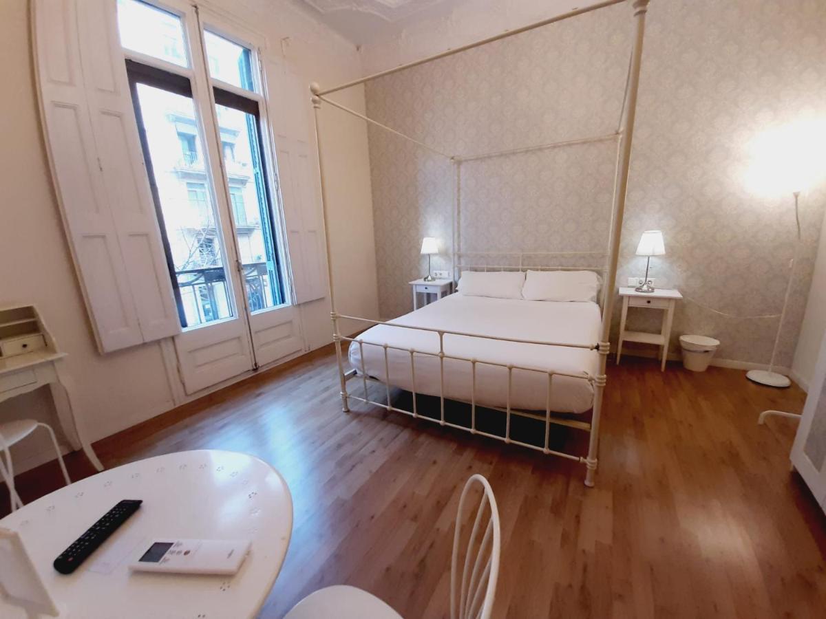 Lumine Luxury Suites By Gaiarooms Barcelona Exteriör bild