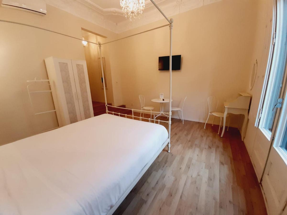 Lumine Luxury Suites By Gaiarooms Barcelona Exteriör bild