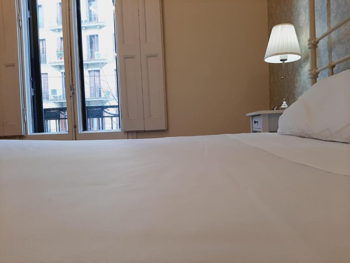 Lumine Luxury Suites By Gaiarooms Barcelona Exteriör bild